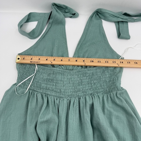 Hello Molly Romper Women Medium NEW Green Linen Blend Halter Sleeveless Short - Picture 10 of 14